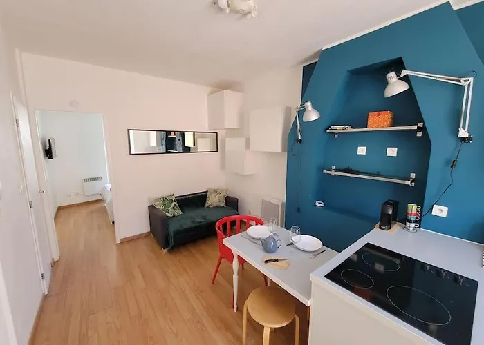 Air-Conditioned Apartment With Bedroom And Balcony