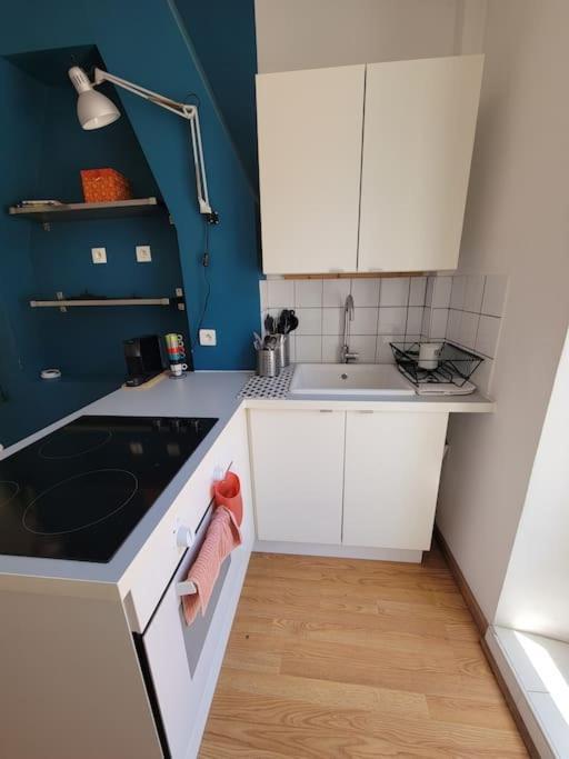 Air-conditioned With Bedroom And Balcony Apartment