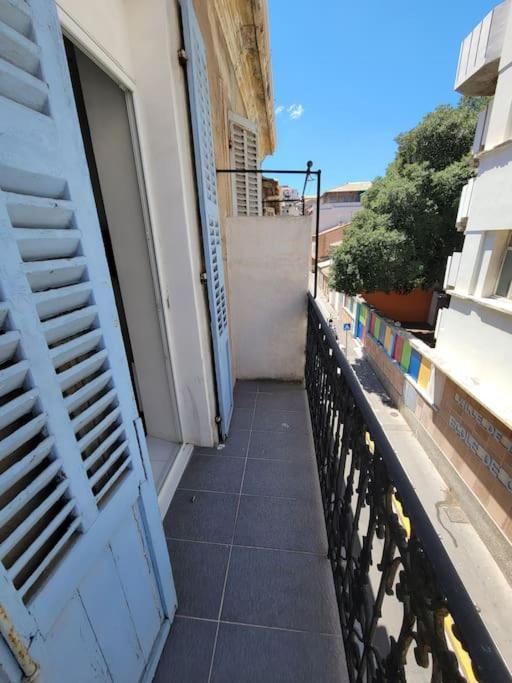 Air-conditioned With Bedroom And Balcony Marseilles