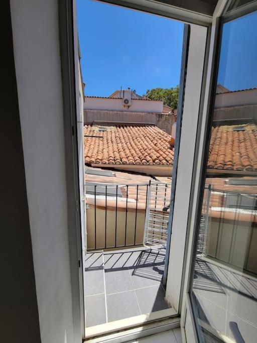Air-conditioned With Bedroom And Balcony Marseilles